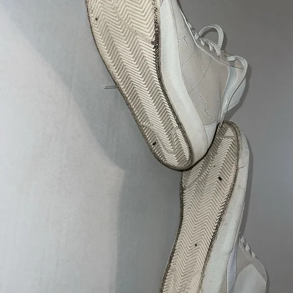 Nike youth hi-tops - Picture 5 of 9